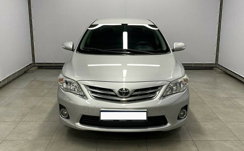 Toyota Corolla X (E140, E150) Рестайлинг