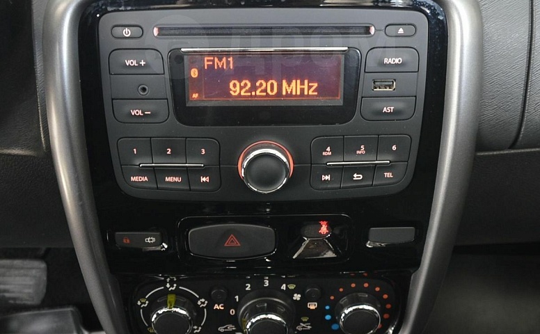 Renault Duster, 1 поколение