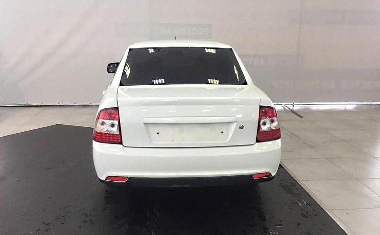 LADA (ВАЗ) 2170 1.6 MT (98 л.с.)