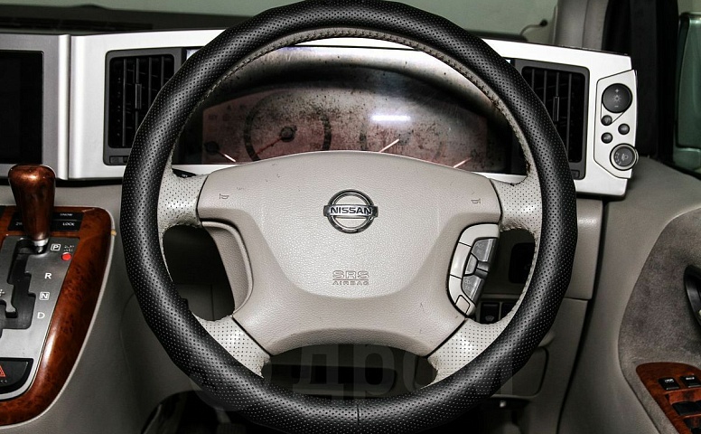 Nissan Elgrand, 2 поколение