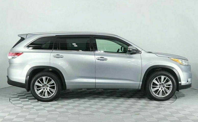 Toyota highlander