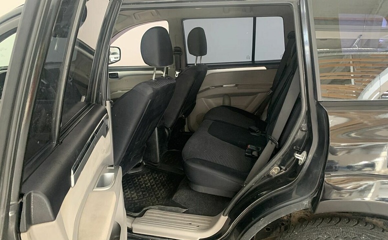 Mitsubishi PAJERO_SPORT 2.5d MT (178 л.с.) 4WD