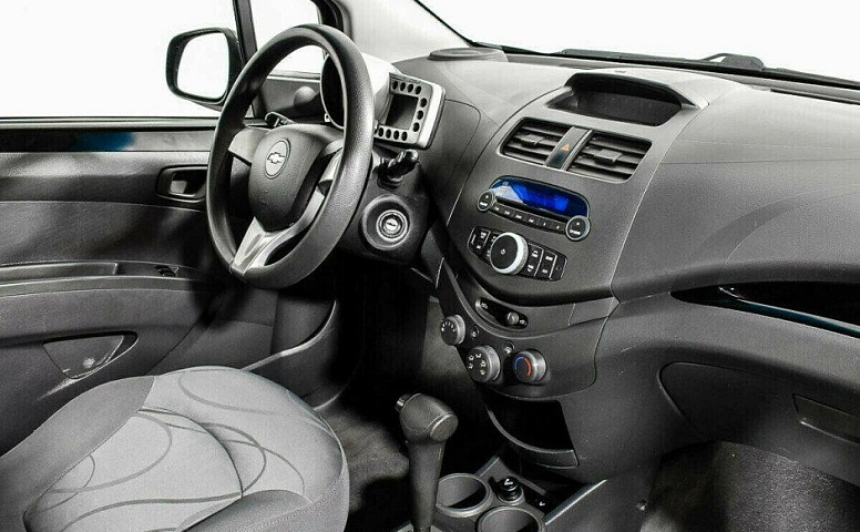 Chevrolet Spark 1.0 Автомат