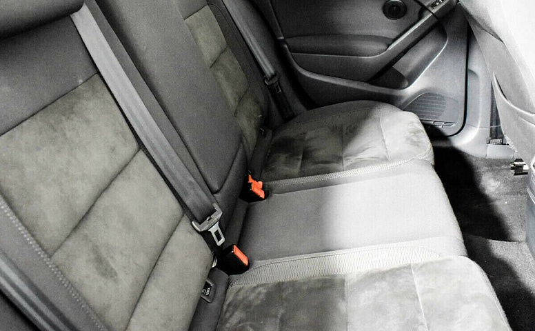 Volkswagen Golf VI