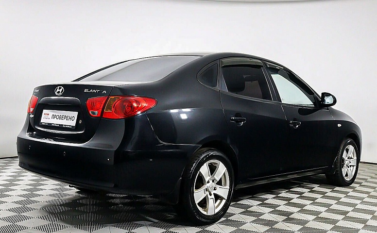 Hyundai Elantra 1.6 МКПП