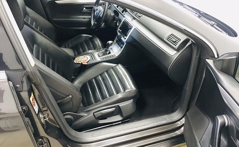 Volkswagen Passat CC I