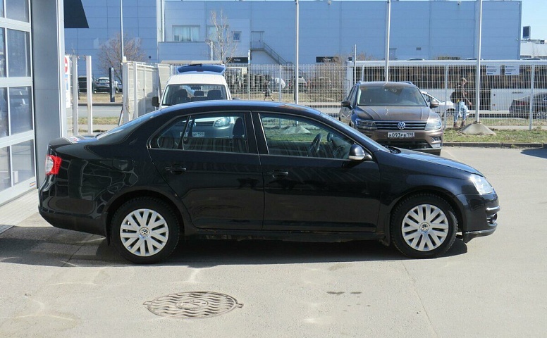 Volkswagen Jetta V