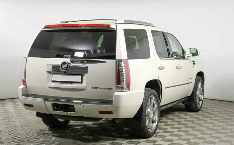 Cadillac Escalade 6.2 Автомат