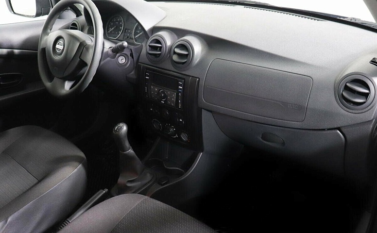 Nissan Almera III (G15)