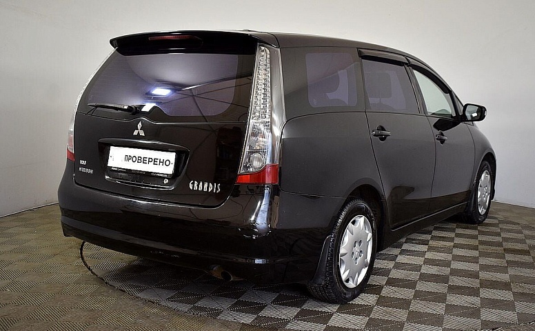 Mitsubishi Grandis