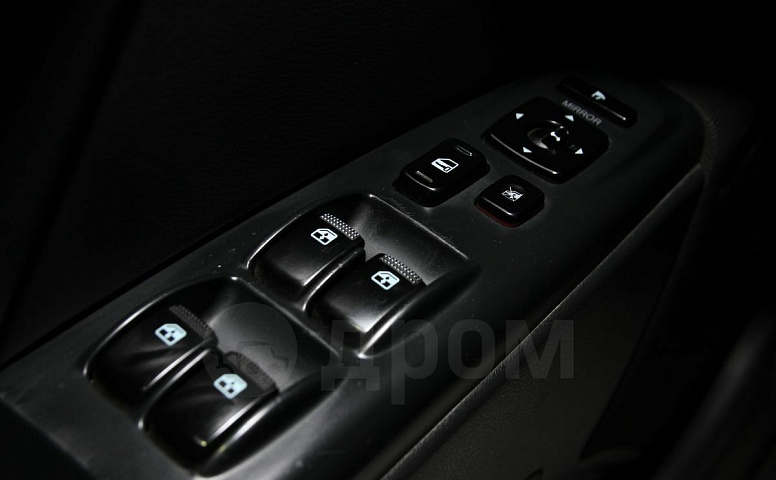 Hyundai Grandeur, 4 поколение