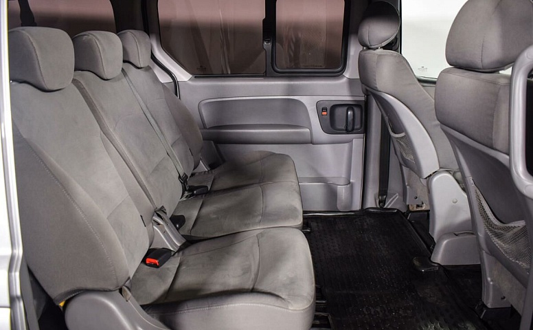 Hyundai H-1