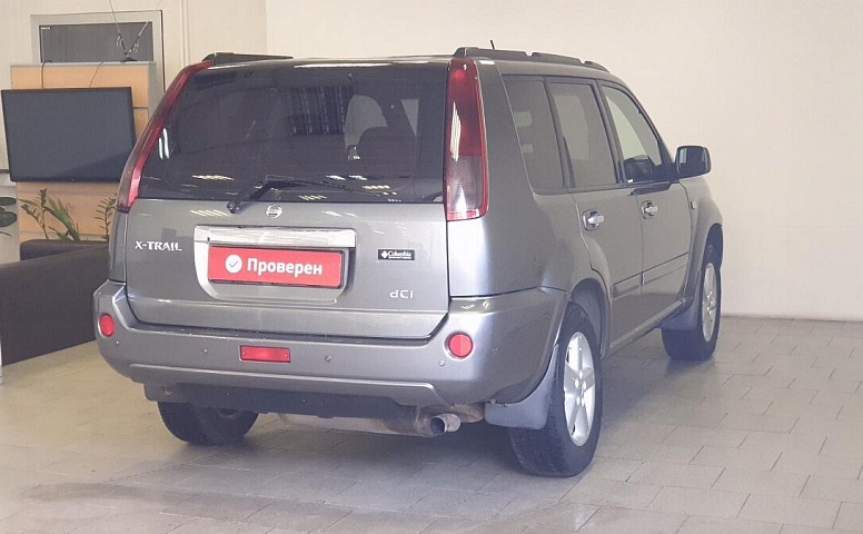 Nissan X-Trail I