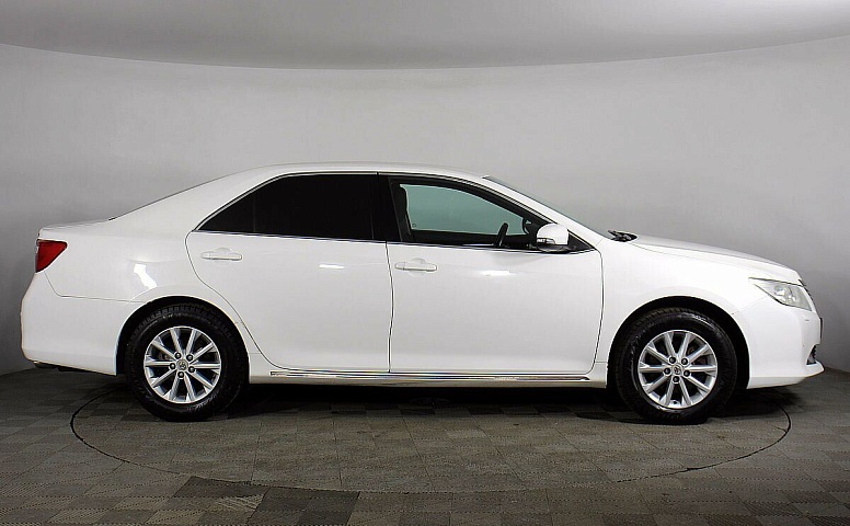 Toyota Camry VII (XV50)