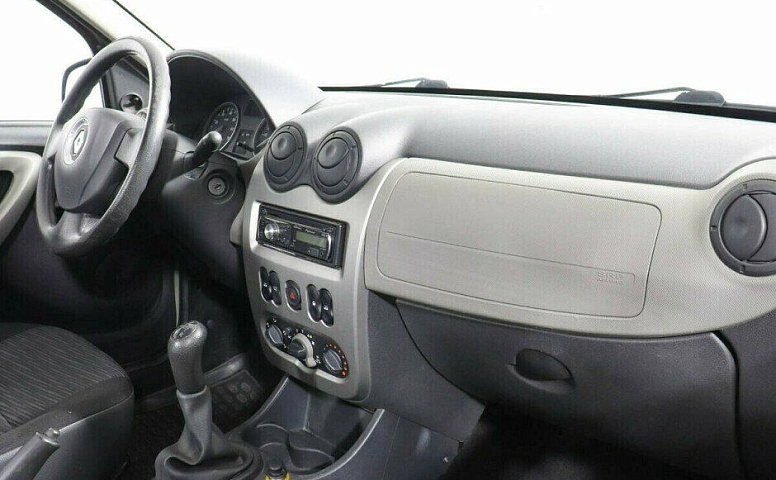 Renault Sandero 1.6 Механика