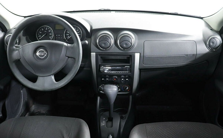 Nissan Almera III (G15)