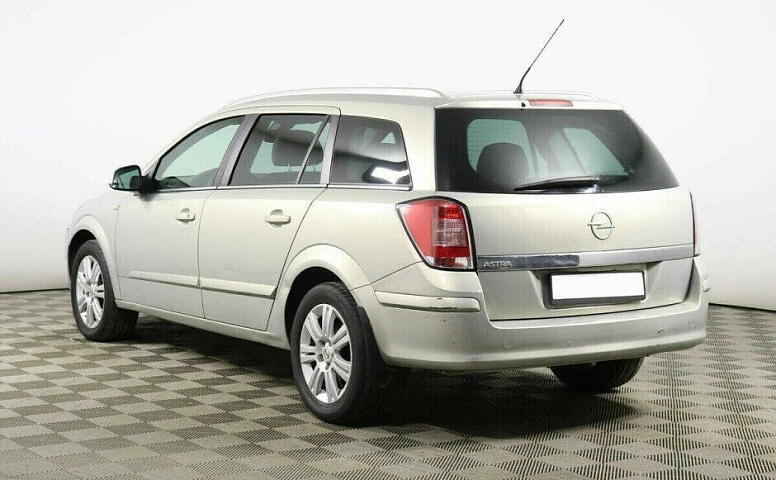 Opel Astra 1.6 Робот