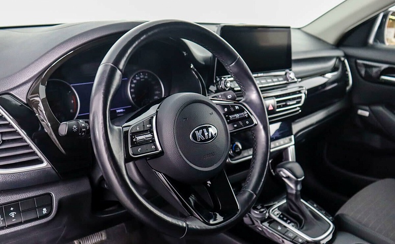 Kia Seltos 2.0 CVT