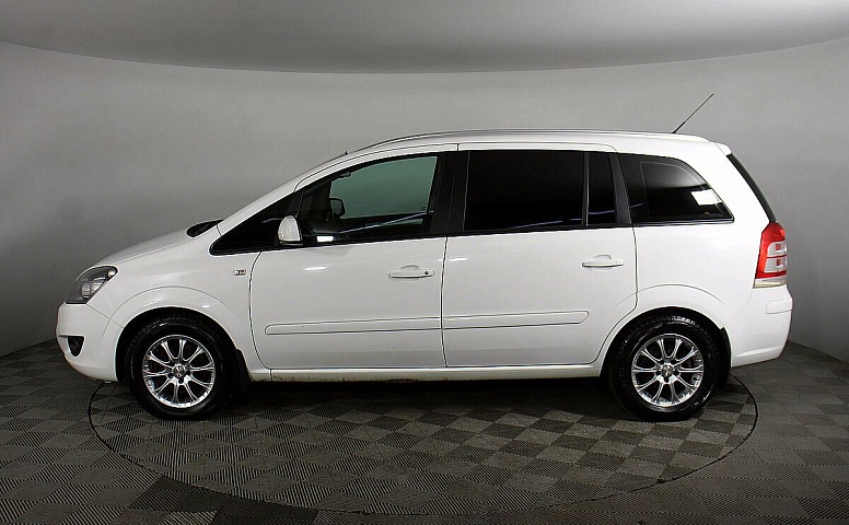 Opel Zafira B Рестайлинг
