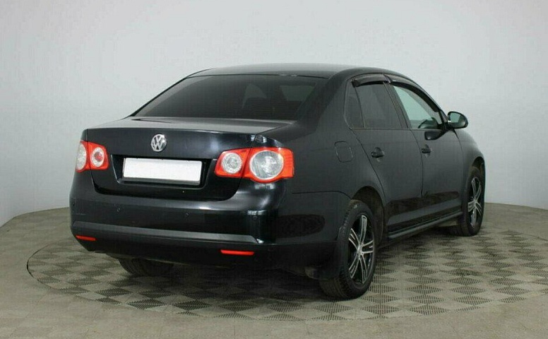 Volkswagen Jetta 1.6 Робот