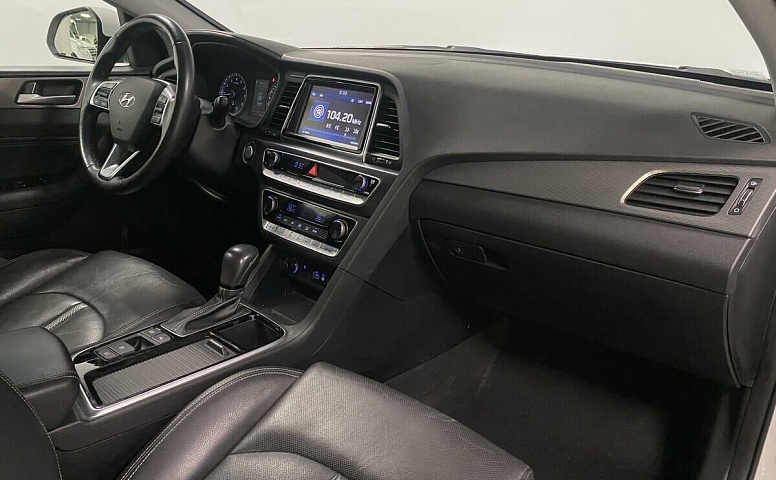 Hyundai Sonata 2.4 АКПП