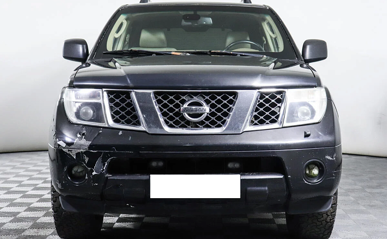 Nissan Pathfinder III