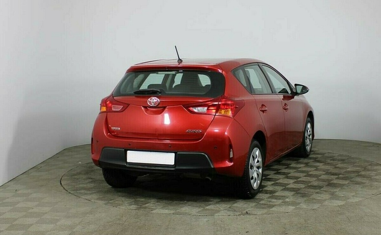 Toyota Auris II
