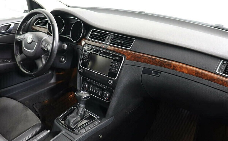 Skoda Superb II