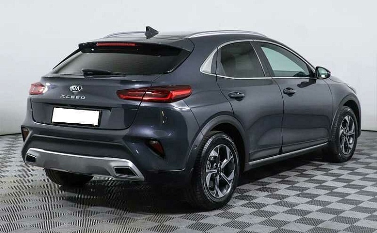 Kia xceed робот 2021 с пробегом 5 400 км