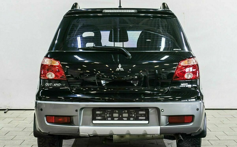 Mitsubishi outlander