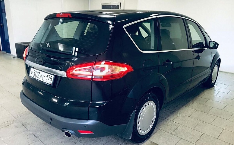 Ford S-MAX