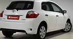 Toyota auris i рестайлинг