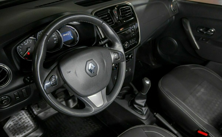 Renault logan