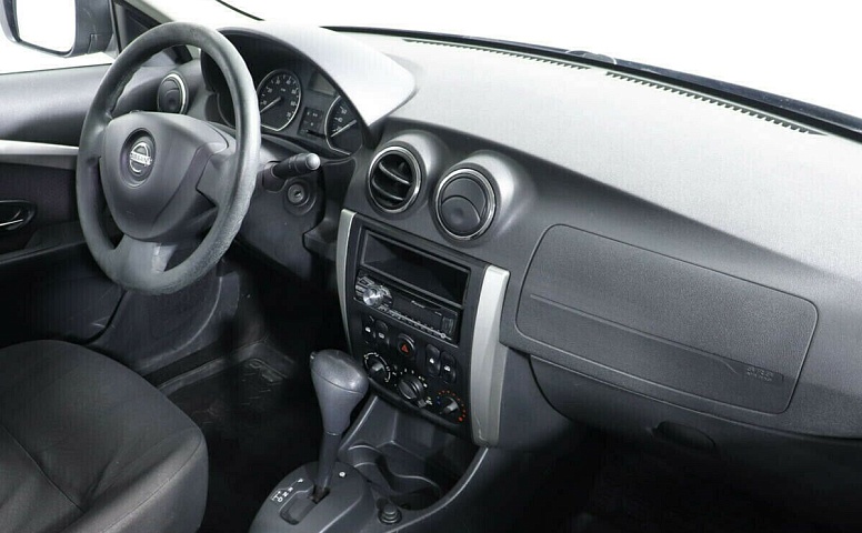 Nissan Almera III (G15)