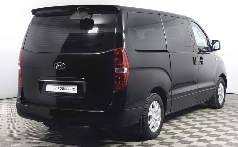 Hyundai Grand Starex