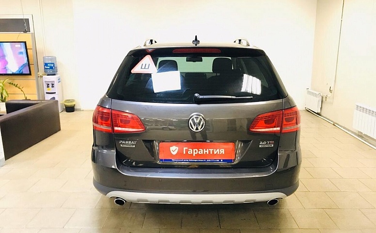 Volkswagen Passat Alltrack (B7)
