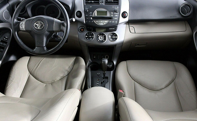 Toyota RAV4 III (XA30)