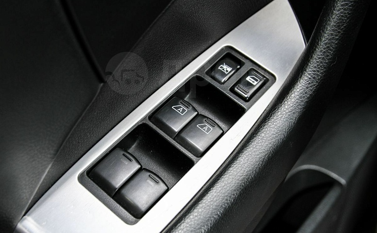 Nissan Murano, 1 поколение