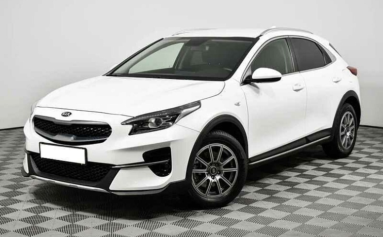 Kia xceed робот 2021 с пробегом 7 300 км