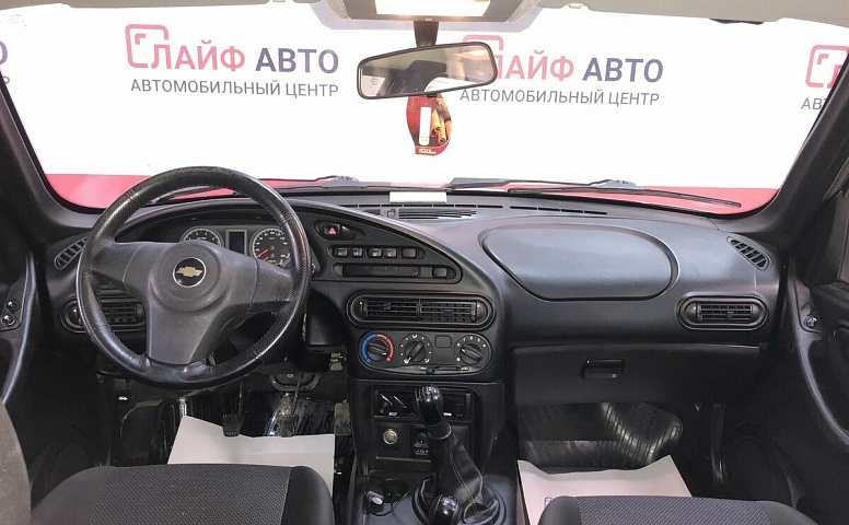 Chevrolet NIVA 1.7 MT (80 л.с.) 4WD
