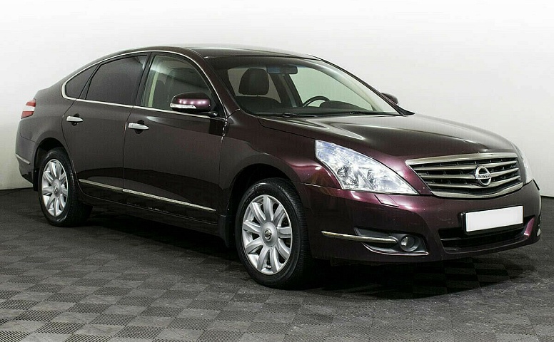 Nissan teana