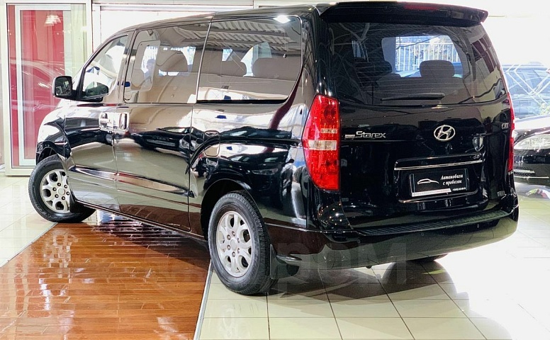 Hyundai Grand Starex