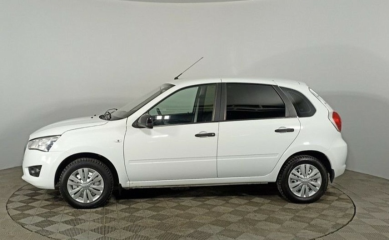 Datsun mi-DO