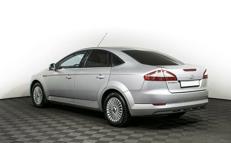 Ford mondeo
