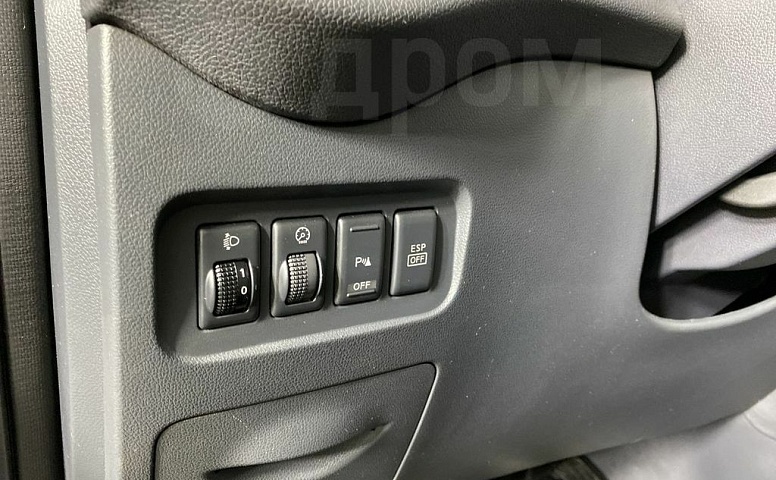 Renault Koleos, 1 поколение