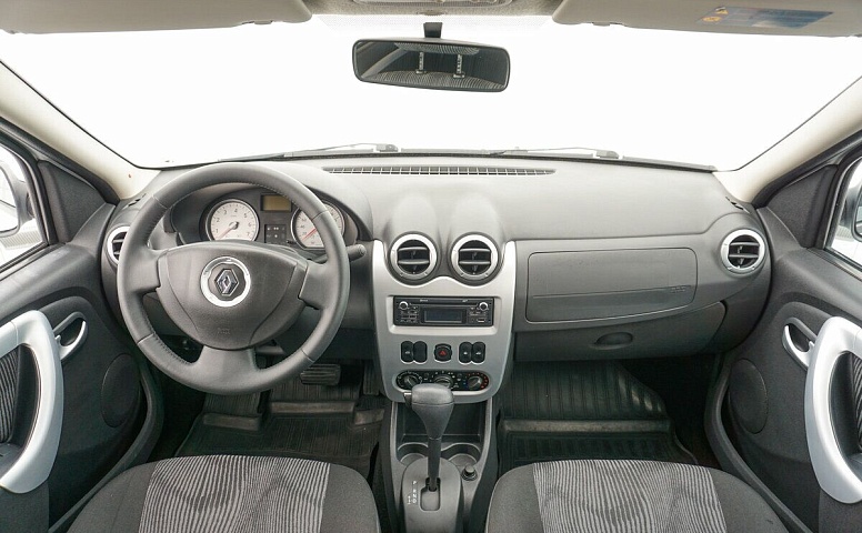Renault Logan I Рестайлинг