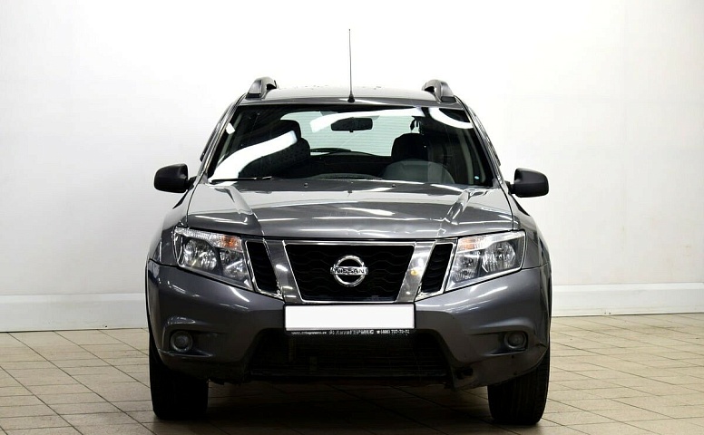 Nissan Terrano III (D10)