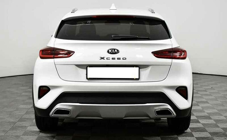 Kia xceed робот 2021 с пробегом 7 300 км