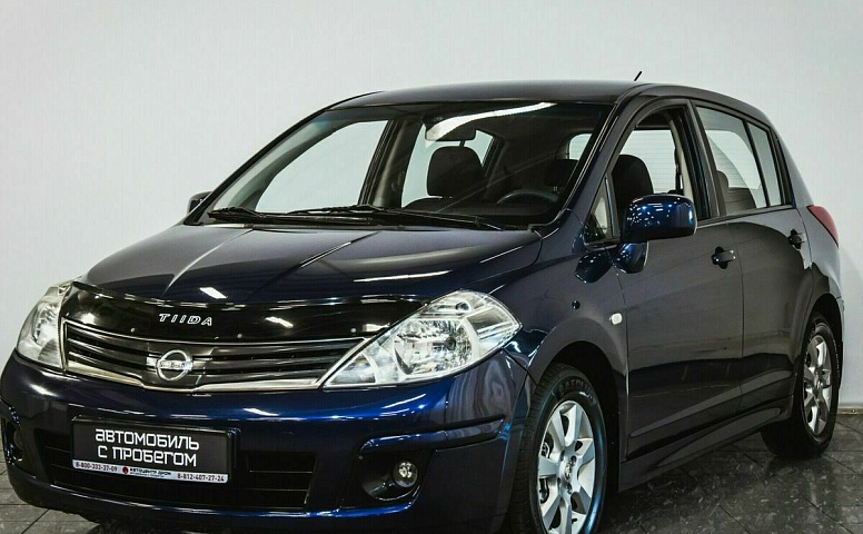 Nissan tiida