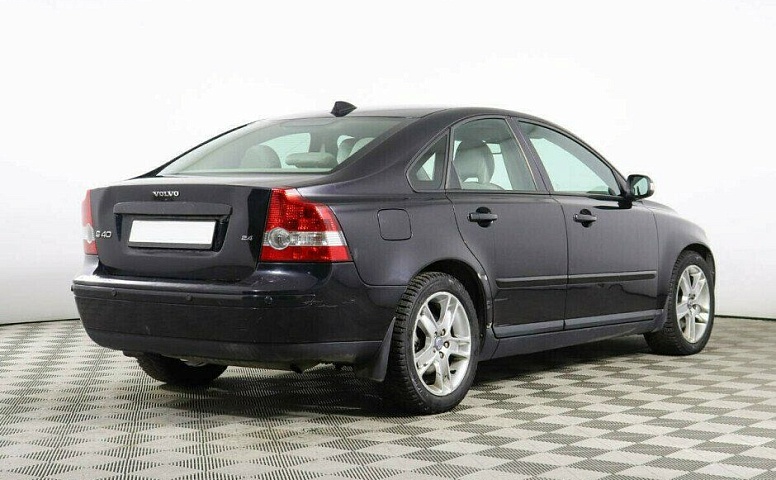 Volvo S40 2.4 Автомат